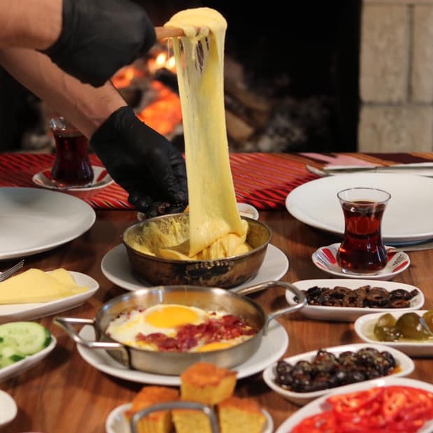 Yaka Pide Kahvaltı